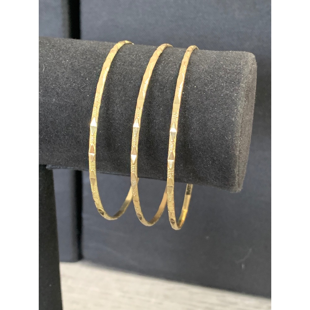 Gold Tone Diamond Cut Textured Bangle Bracelet Set of 3 Thin Stackable 7 Inch